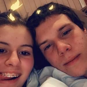 Meet your Posher, Abrey